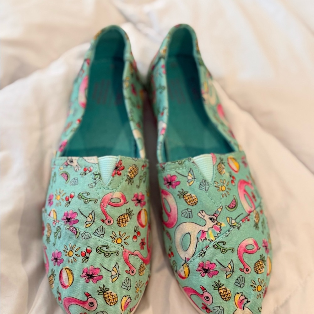 TOMS Alpargata Unicorn Tropical Patterned Slip-On Girls Shoes Size 2